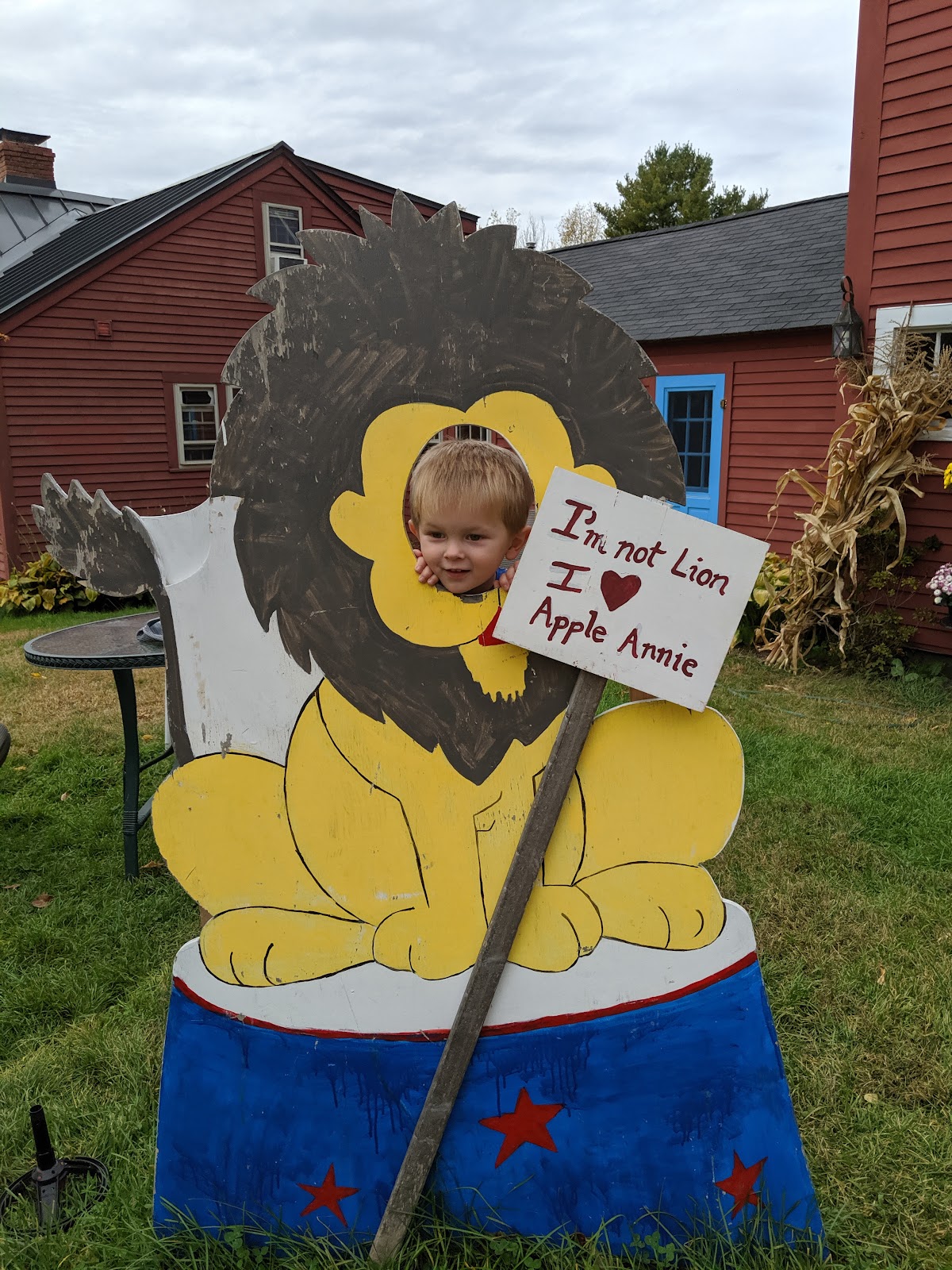 Apple Annie apple orchard in Brentwood, New Hampshire