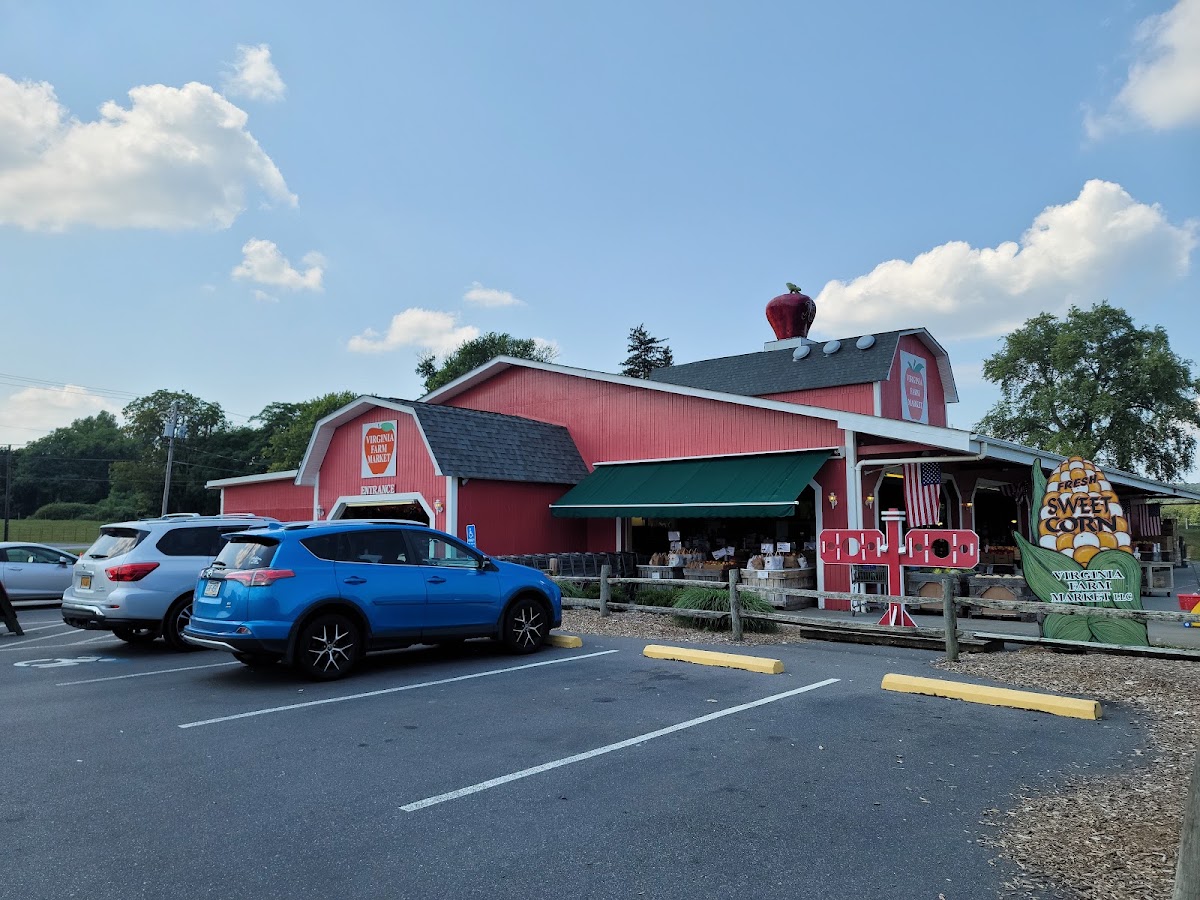 Virginia Farm Market apple orchard in Winchester, Virginia