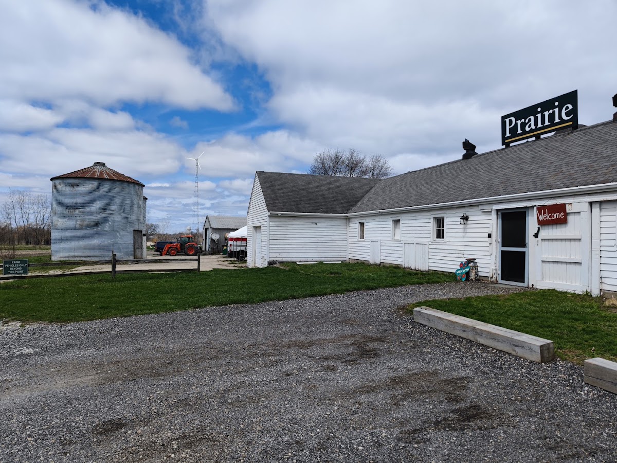 Prairie Wind Family Farm apple orchard in Grayslake, Illinois