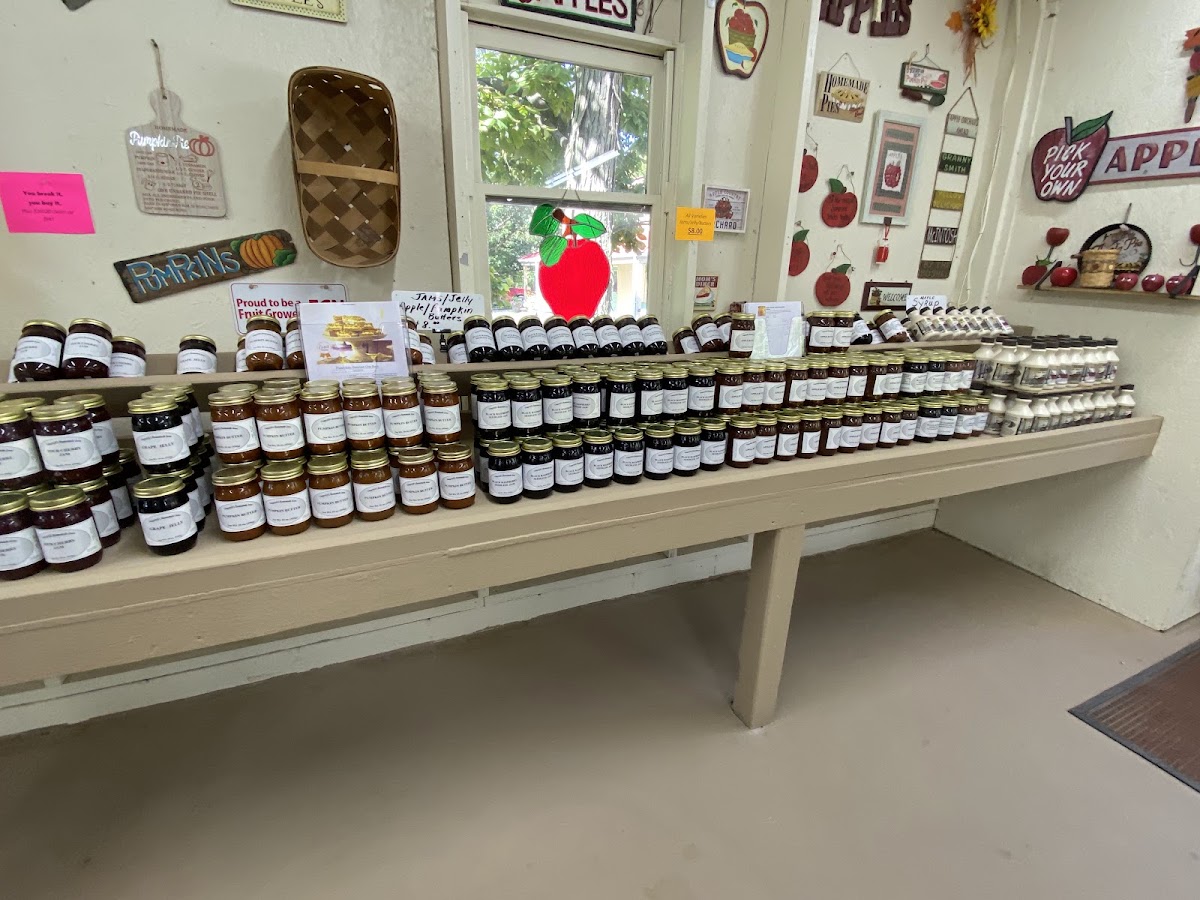 Stevens Bakery & Orchard apple orchard in Springfield, Ohio