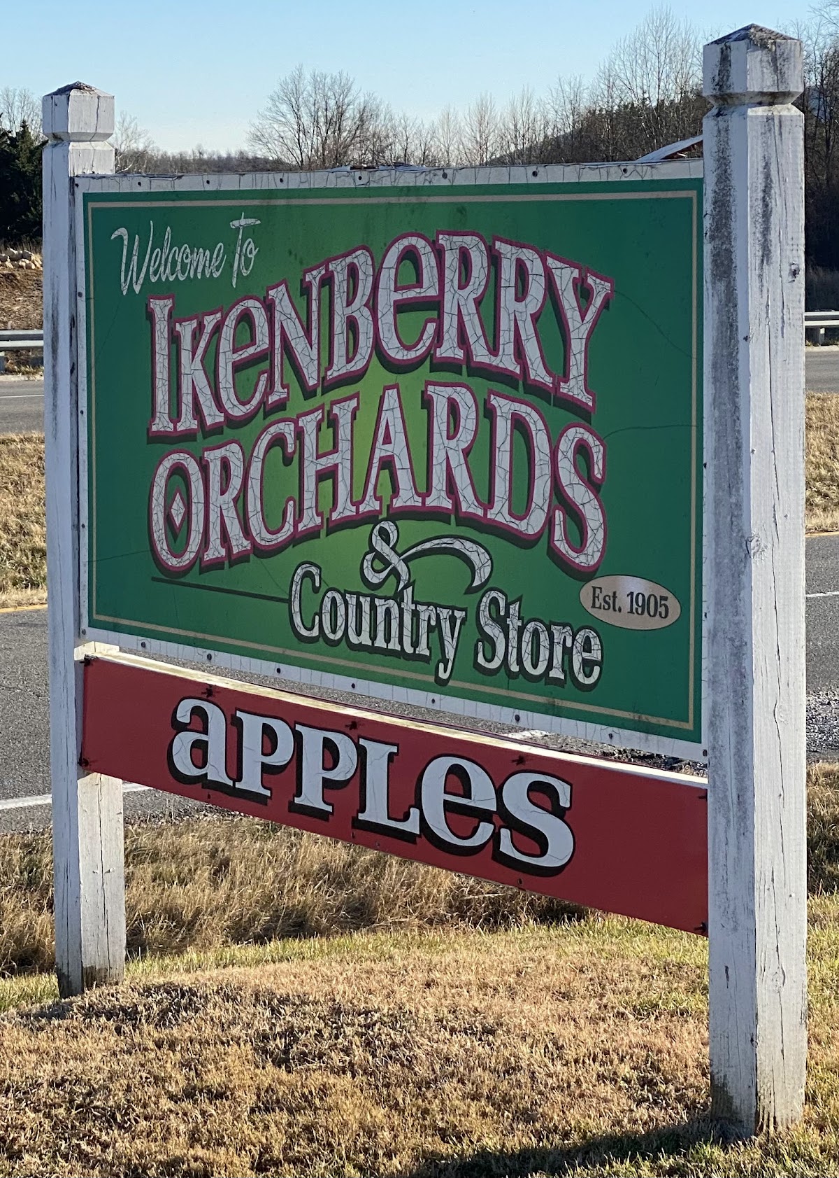 Layman Orchards apple orchard in Daleville, Virginia