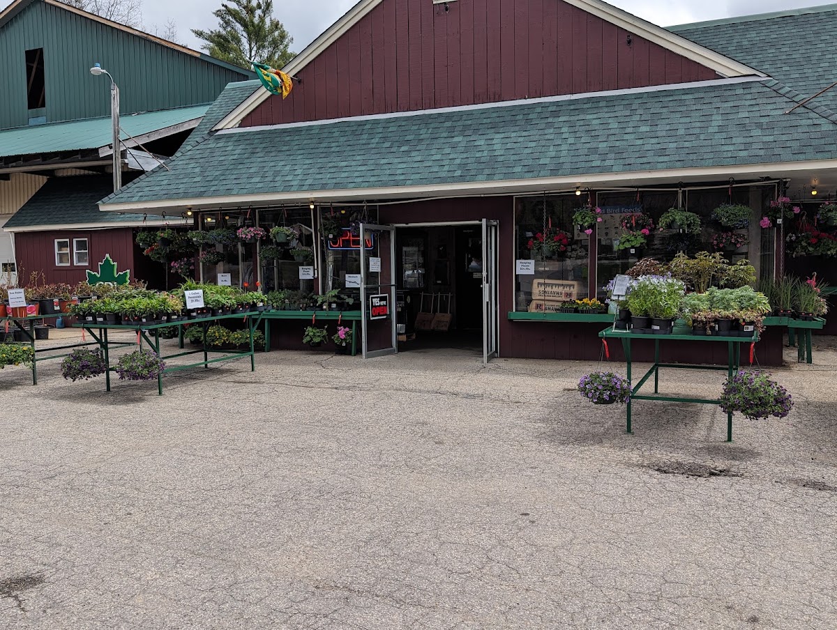 Lakeview Orchard apple orchard in Alfred, Maine