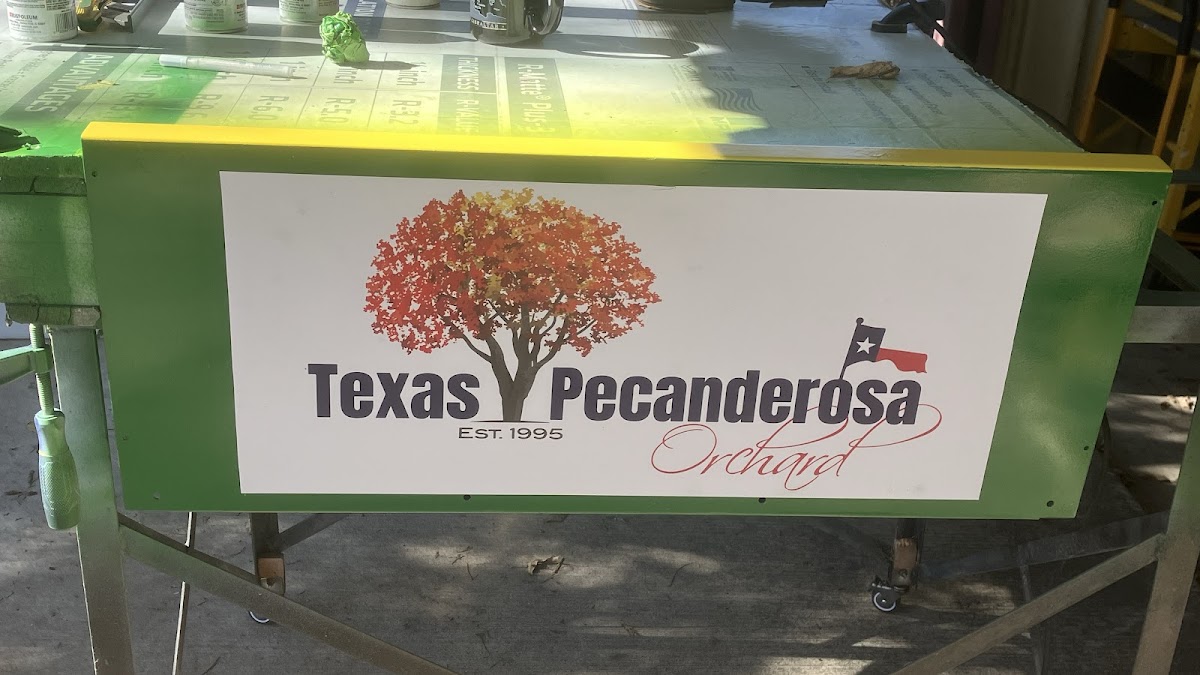 Texas Fruit & Pecan Orchard apple orchard in De Leon, Texas