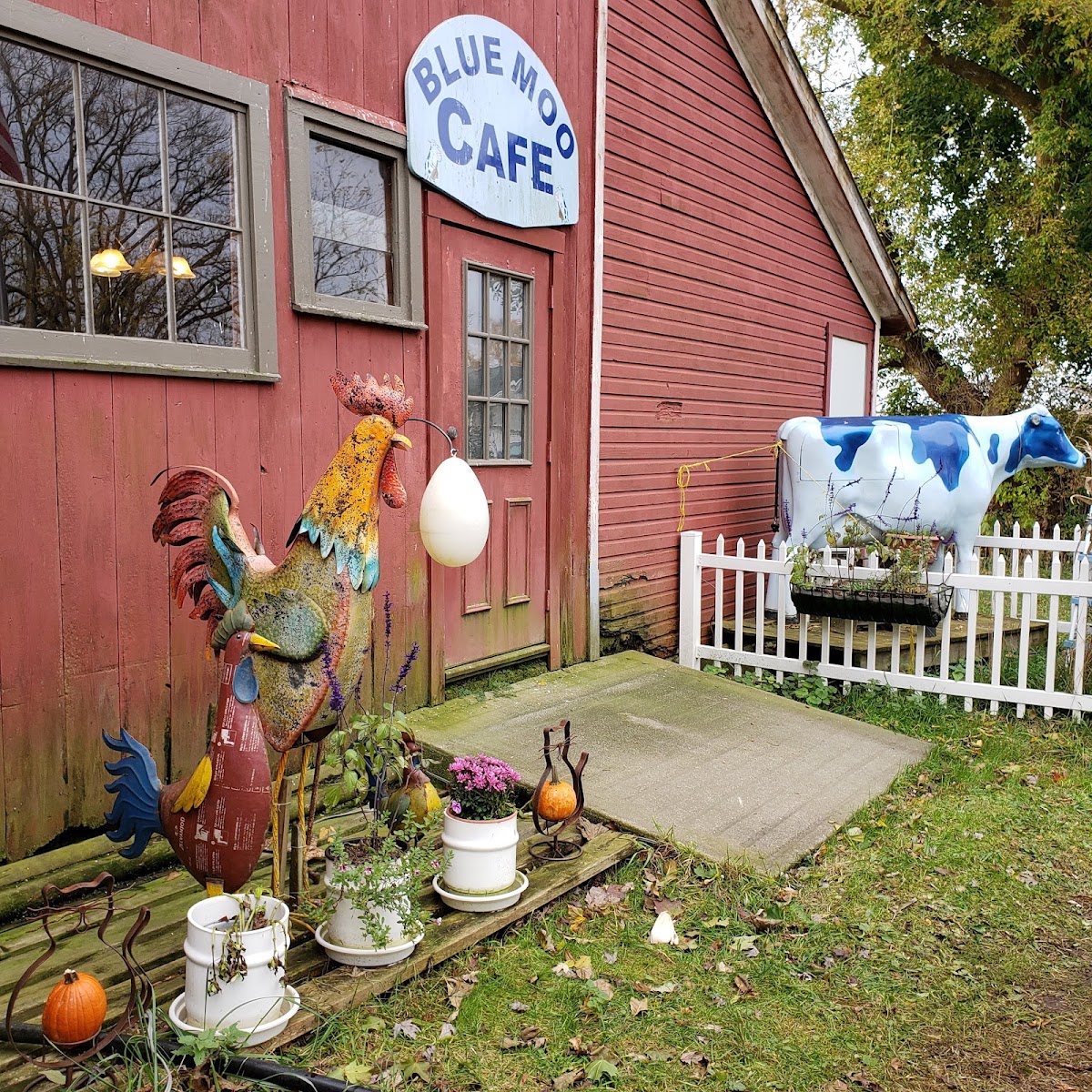 Orchard Hill Farm apple orchard in Caledonia, Michigan