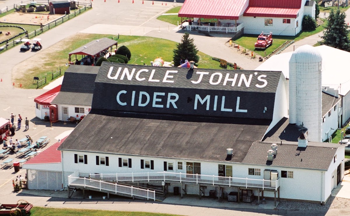 Becks Cider Mill apple orchard in Saint Johns, Michigan