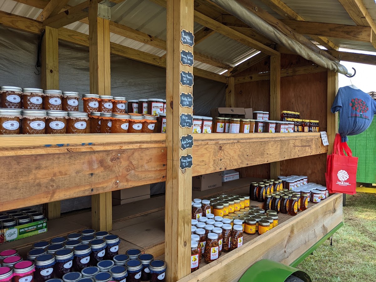 Eastmont Orchards apple orchard in Colts Neck, New Jersey
