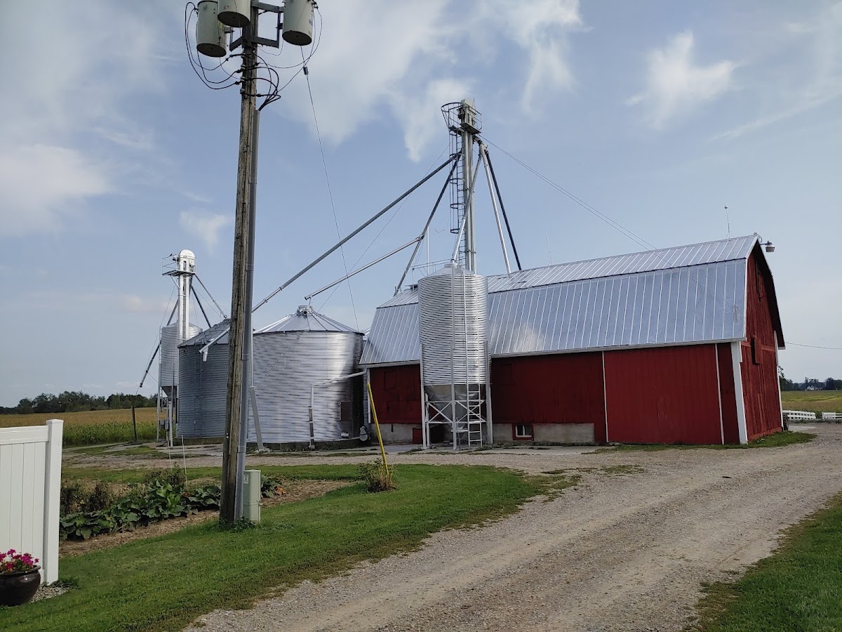 Raub-Rae CSA apple orchard in Brown City, Michigan