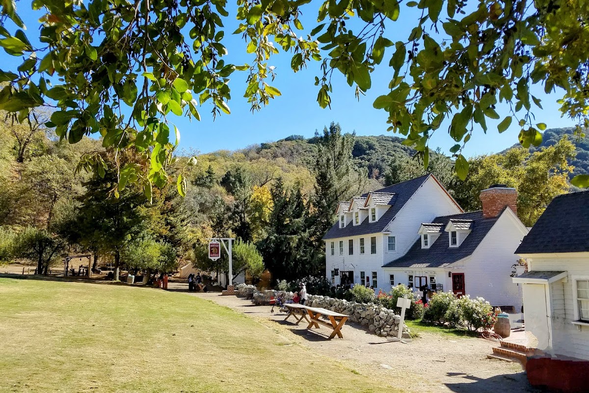 Riley's Farm apple orchard in Oak Glen, California