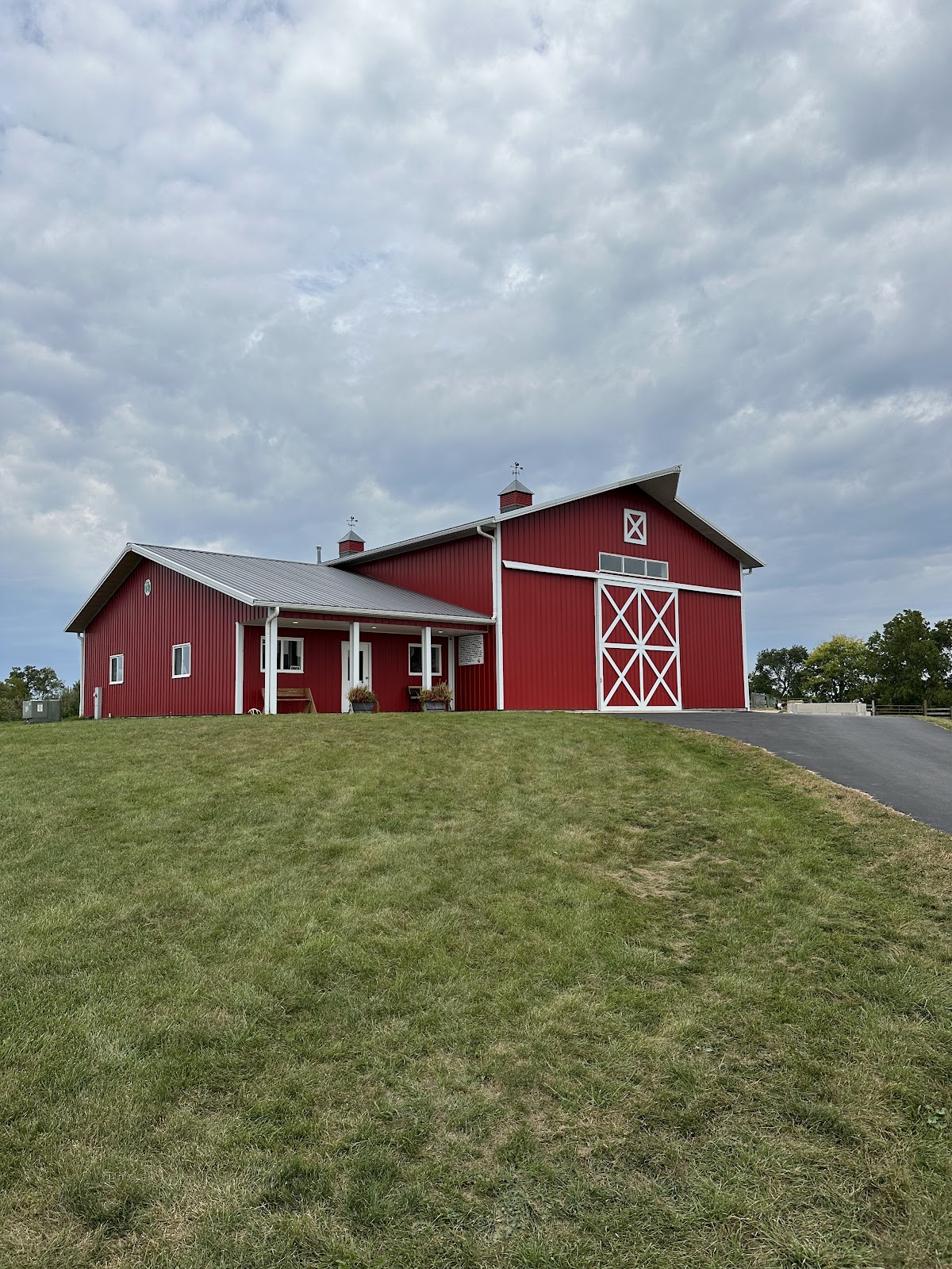 Munchkey Apples apple orchard in Mount Horeb, Wisconsin