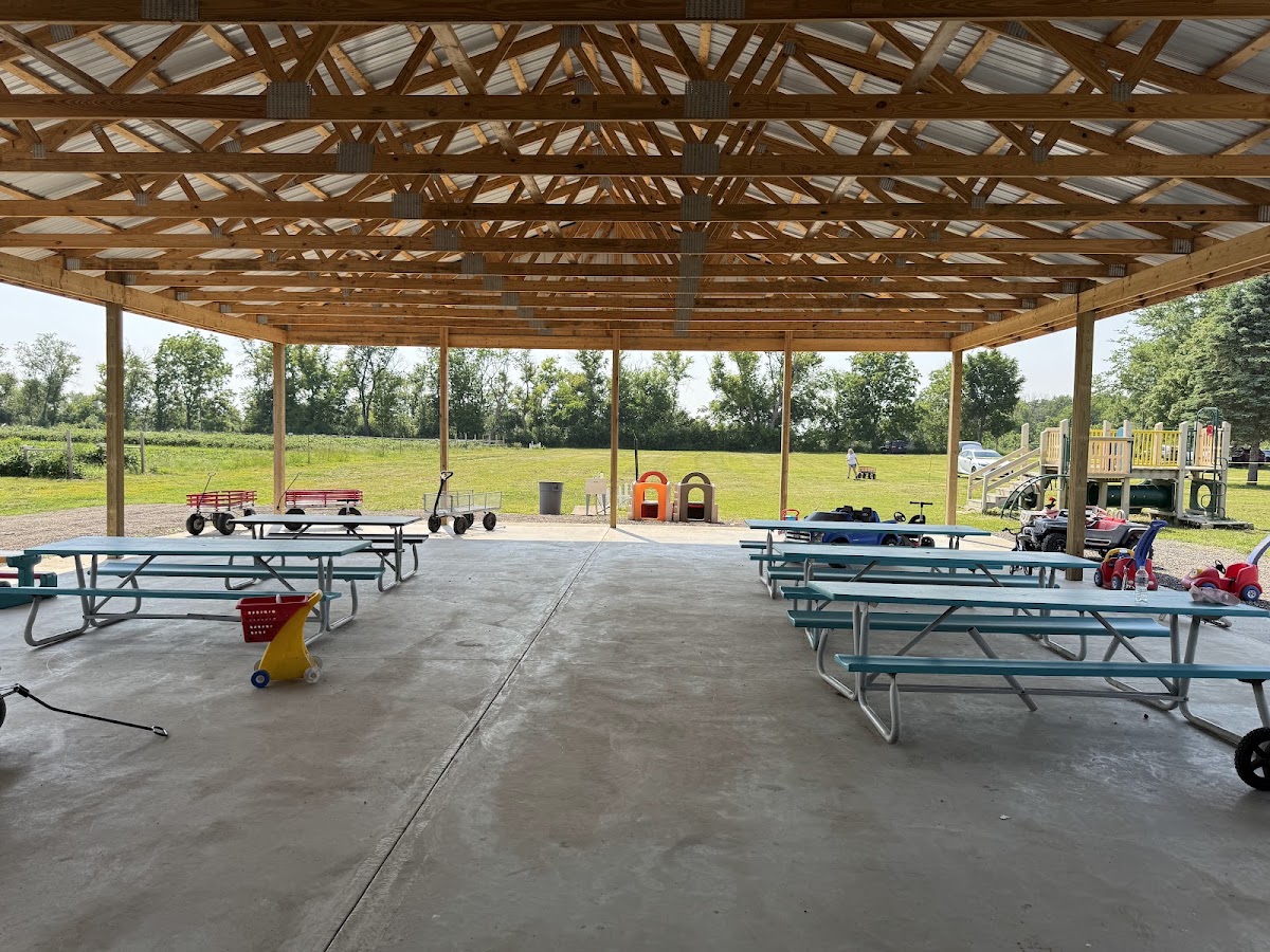 Sun Berry Orchard Farm – Woodstock apple orchard in Woodstock, Illinois