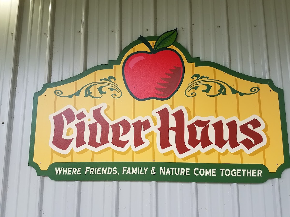 Montgomery Orchard apple orchard in Montgomery, Minnesota