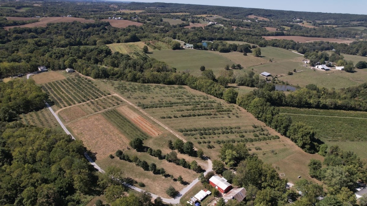 Centennial Farms and Orchard apple orchard in Augusta, Missouri