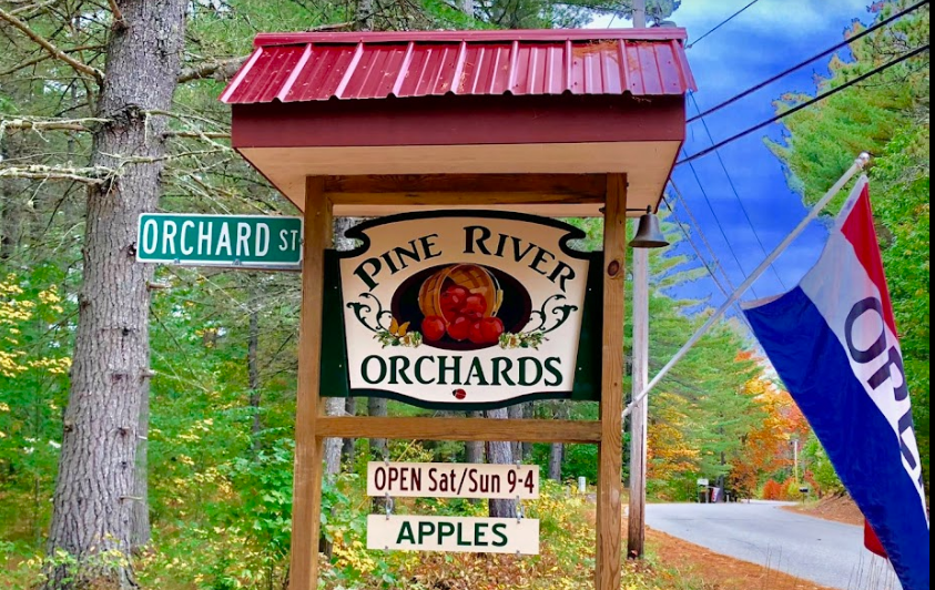Pine River Orchard apple orchard in Effingham, New Hampshire