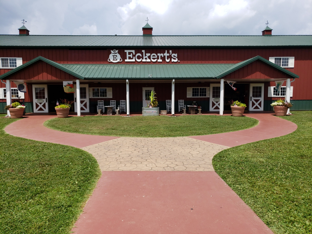 Eckert's Versailles Orchard (Formerly Boyd Orchards) apple orchard in Versailles, Kentucky