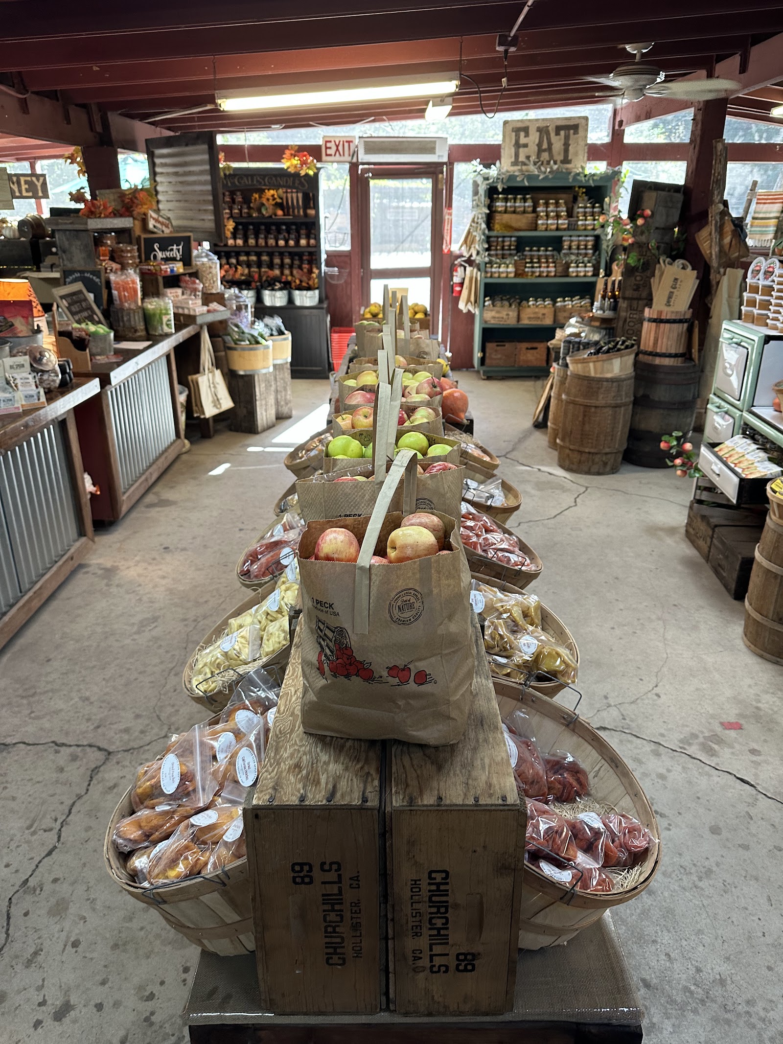 Gopher Glen Organic Apple Farm apple orchard in San Luis Obispo, California